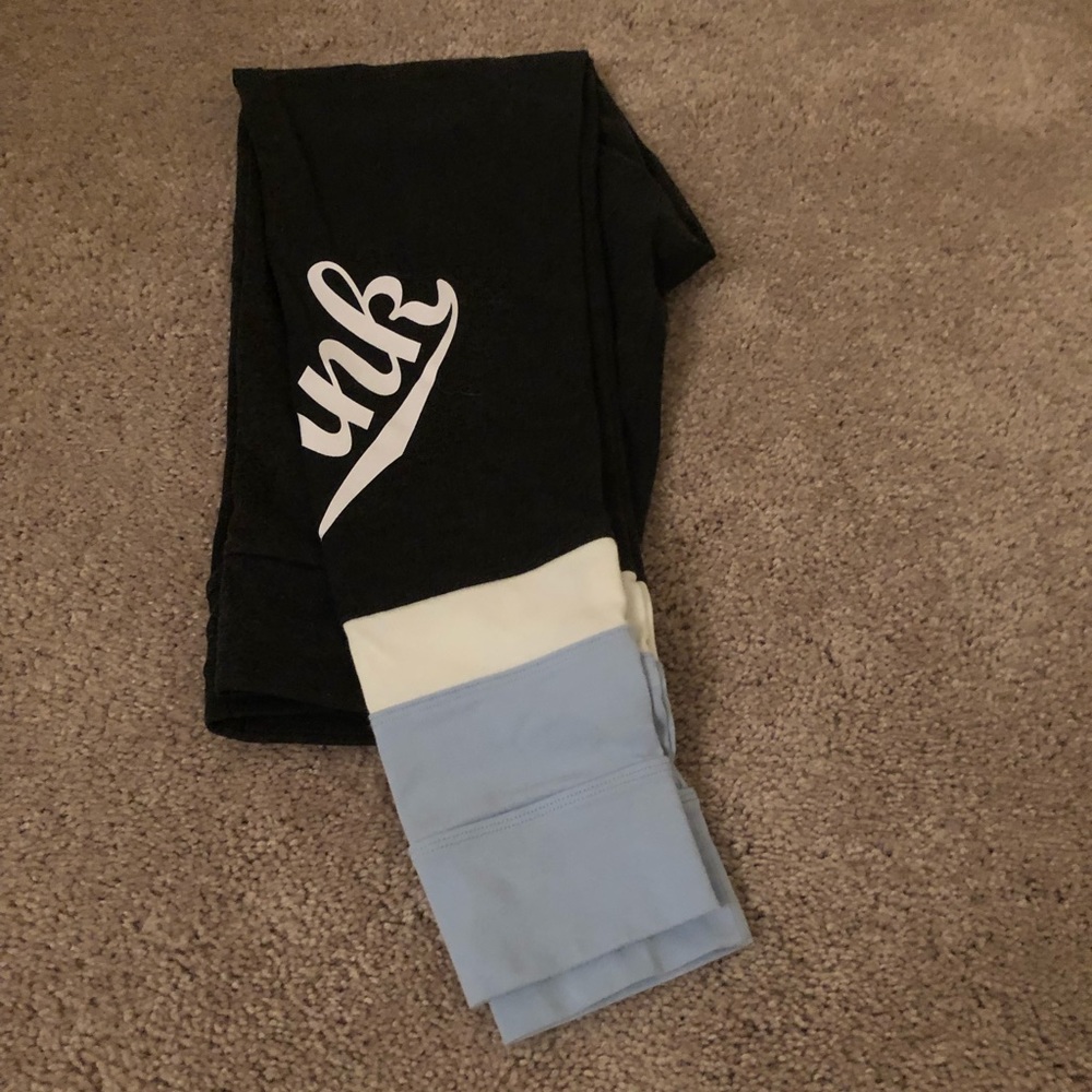 PINK Victoria’s Secret Leggings